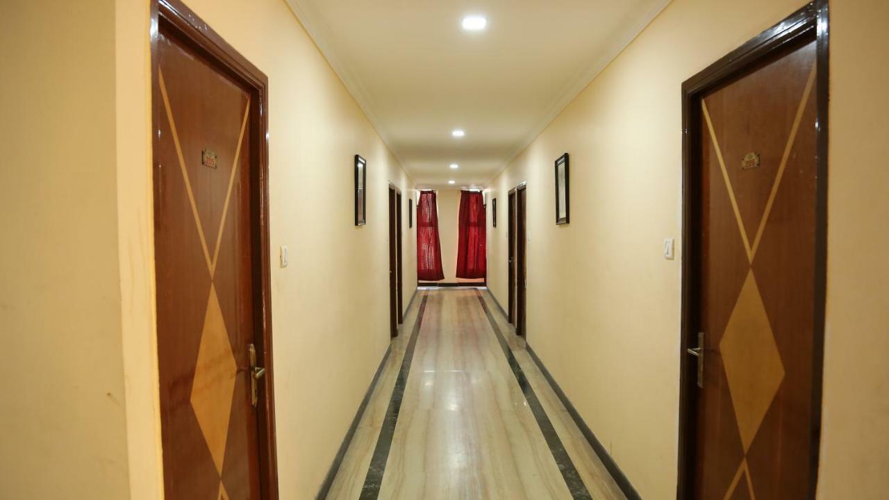 Отель Sriannamalaiyar Residency Веллуру Экстерьер фото